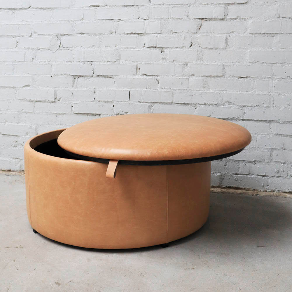 puff-bau-mesa-wit-couro-com-tampo-preto3