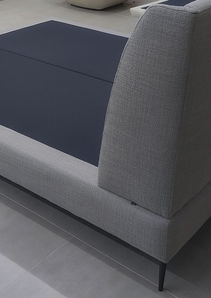 Cama Parma Queen - Pés Especiais