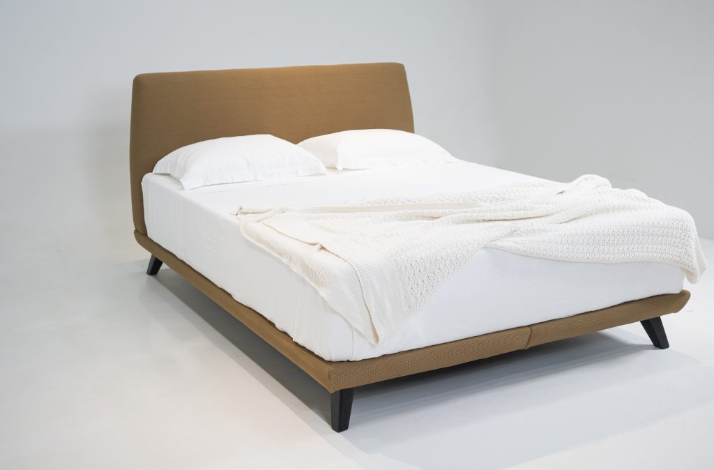 Cama Upper Queen
